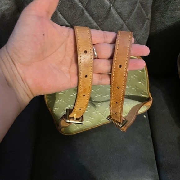 Authentic LV Vernis Monogram Backpack Two Tone main image 7